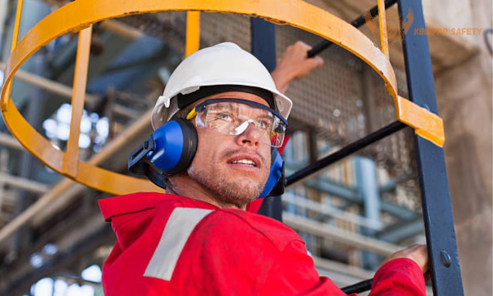 Kính bảo hộ lao động