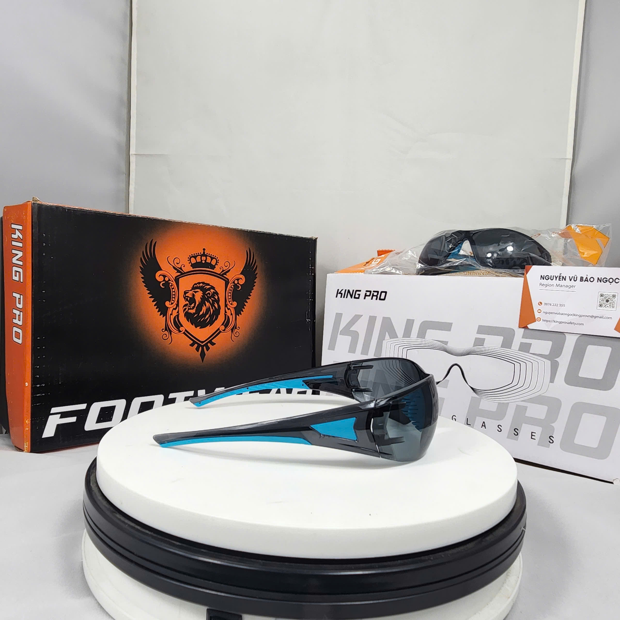 Kính bảo hộ dành cho thợ hàn tại TP.HCM