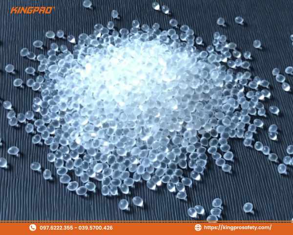 Đế giày TPR là gì ? Ưu và nhược điểm của đế giày TPR